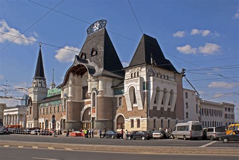 Метро комсомольская казанский вокзал