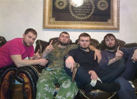 Чеченцы режут головы
