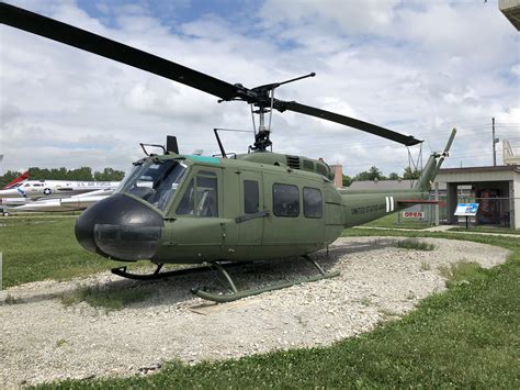 Bell uh 1 iroquois